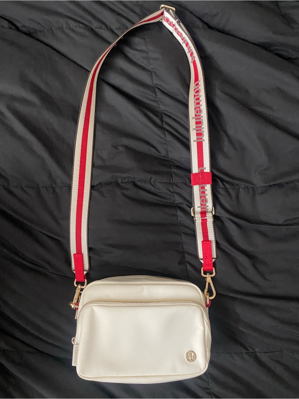 lululemon athletica Cream Crossbody Bag with Red-Trim Strap